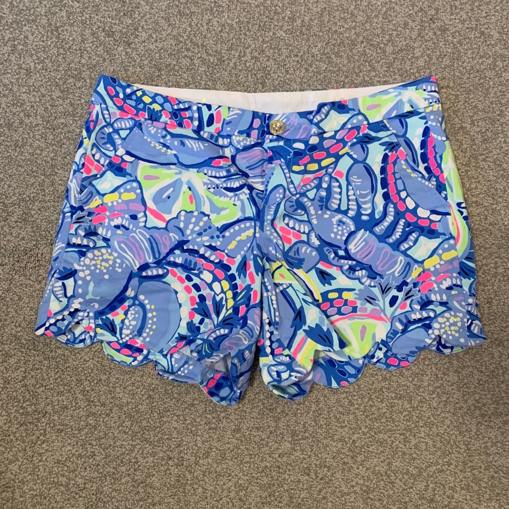 Lilly Pulitzer scalloped shorts